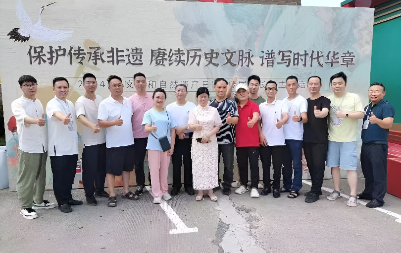 ◎ 2024长沙望城重亮皮影艺术有限公司朱国强在“国家文化和自然遗产日”演出