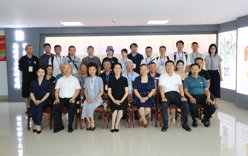 ◎ 国家艺术基金资助项目杖头木偶制作人才培养班学员领导合影